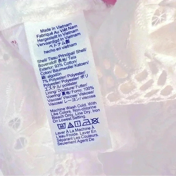 NWT J.Crew Tall Scalloped Crop Top In Eyelet
White Eyelet Cropped Top Size 2X - Picture 6 of 12